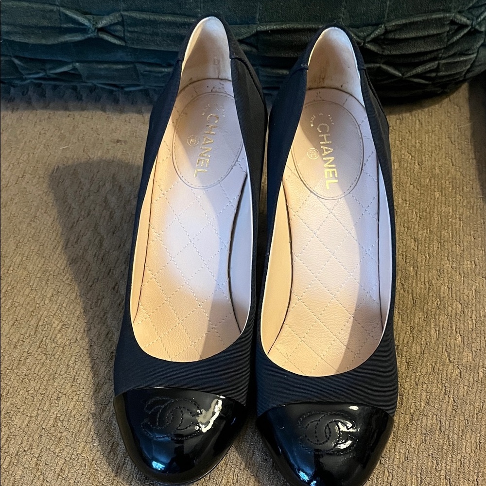 CHANEL Black Patent Toe Heels